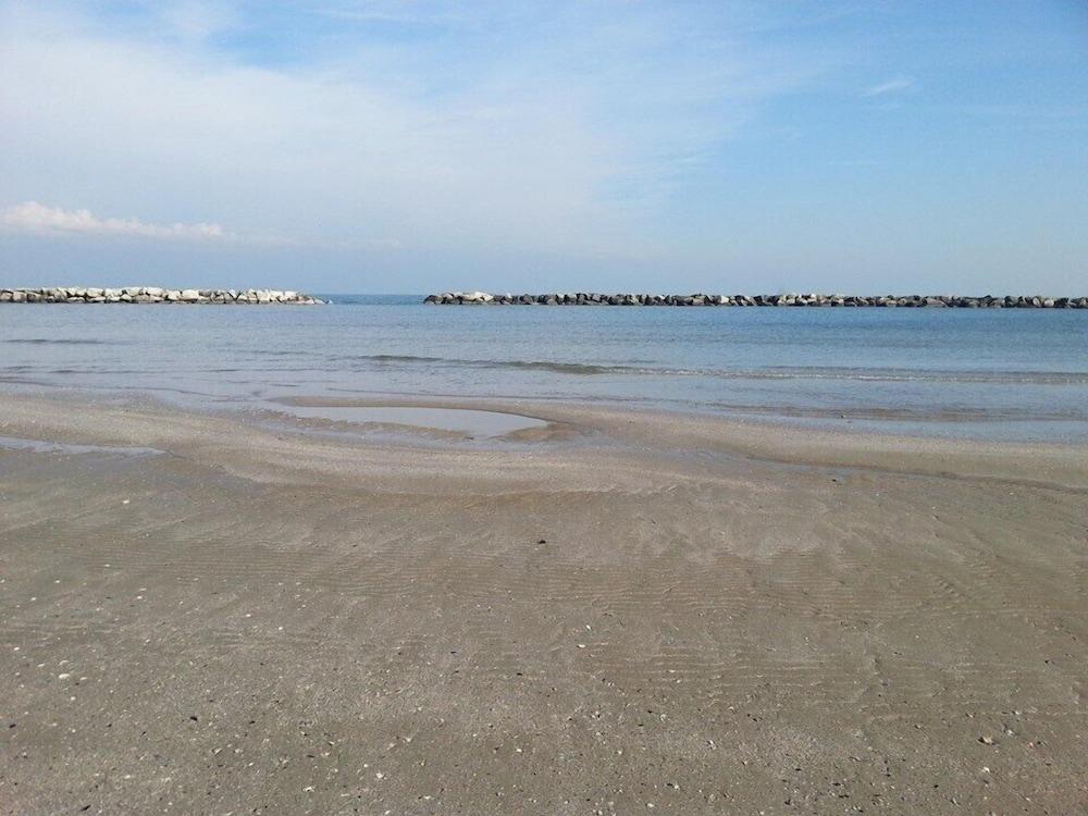 Hotel Ambasciatori Bellaria-Igea Marina Exterior photo